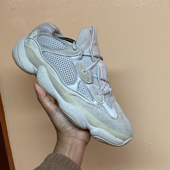 Yeezy 500 Blush - Picture 8 of 17